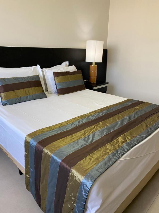 Like Ue Hotel 戈亚尼亚 外观 照片