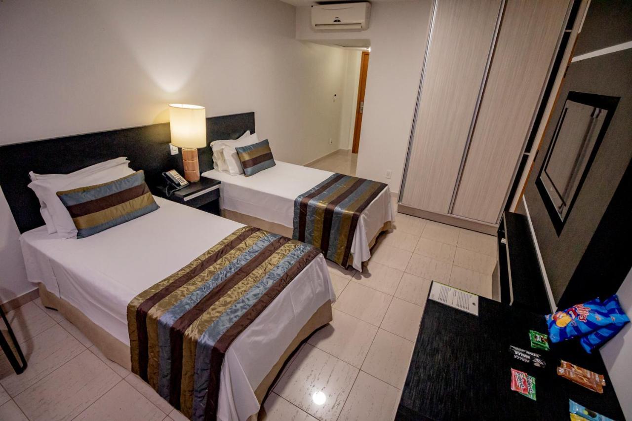 Like Ue Hotel 戈亚尼亚 外观 照片