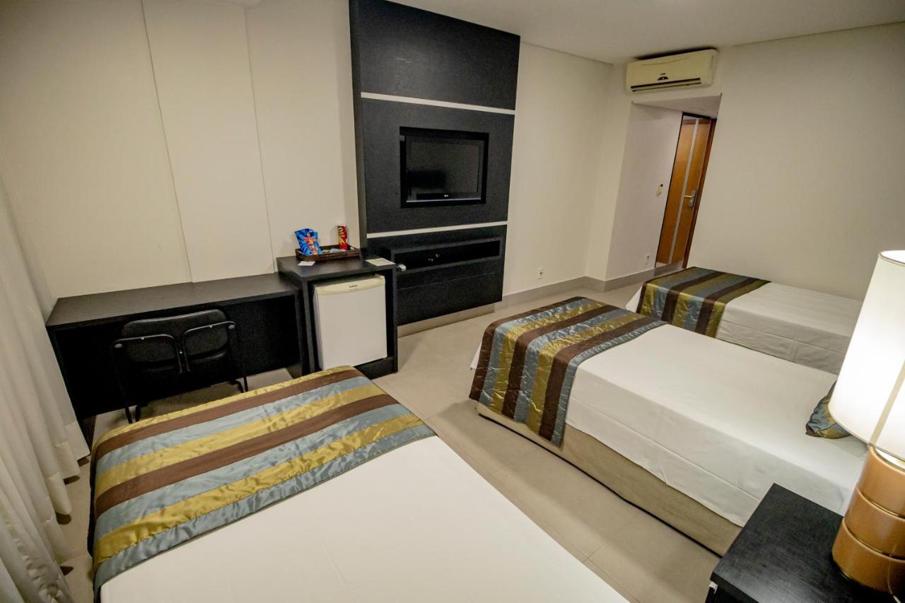 Like Ue Hotel 戈亚尼亚 外观 照片